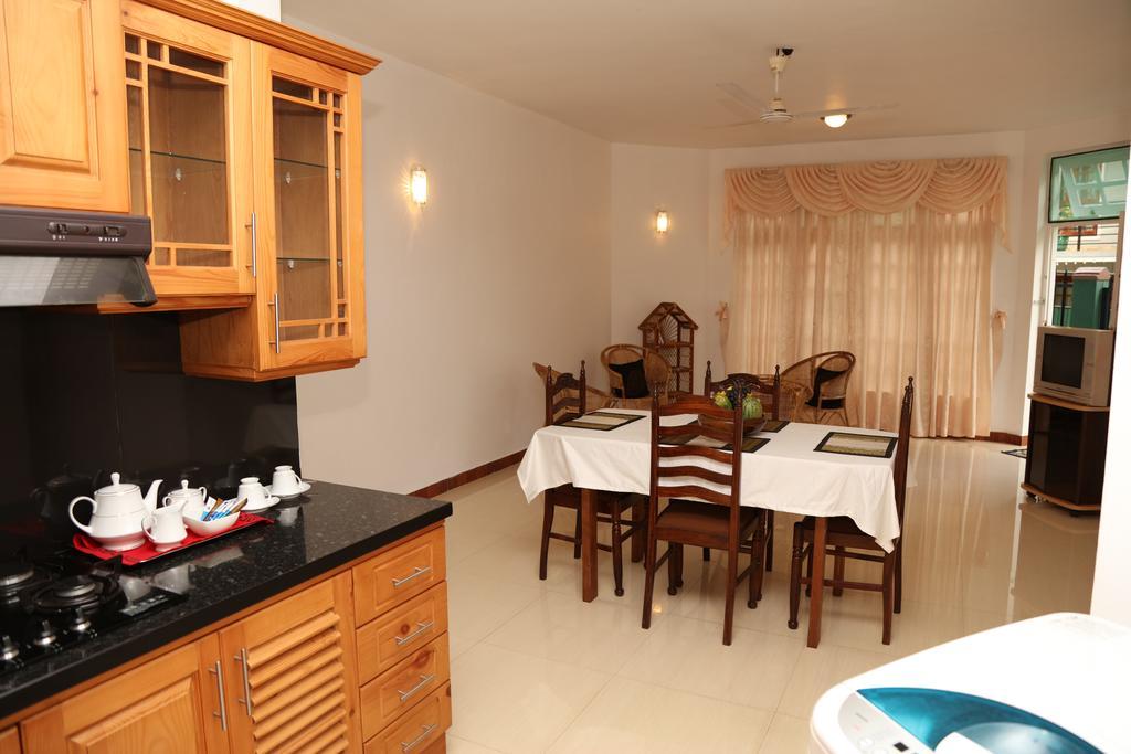 Glory Homestay Kandy Room photo